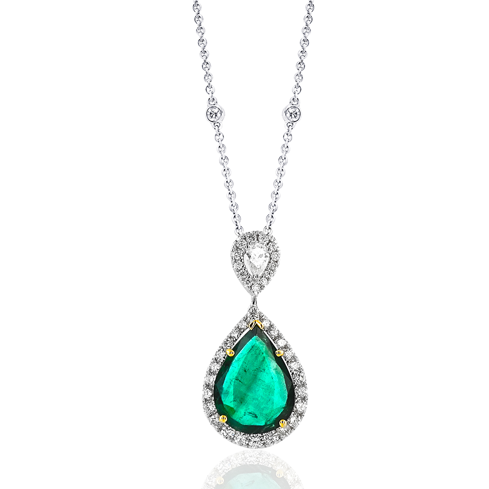 5,85 Ct. Diamond Emerald Pendant